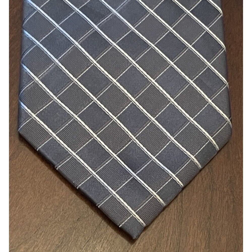 Forsyth Gray Hand Made 100% Polyester Men’s Neck Tie Made In China
